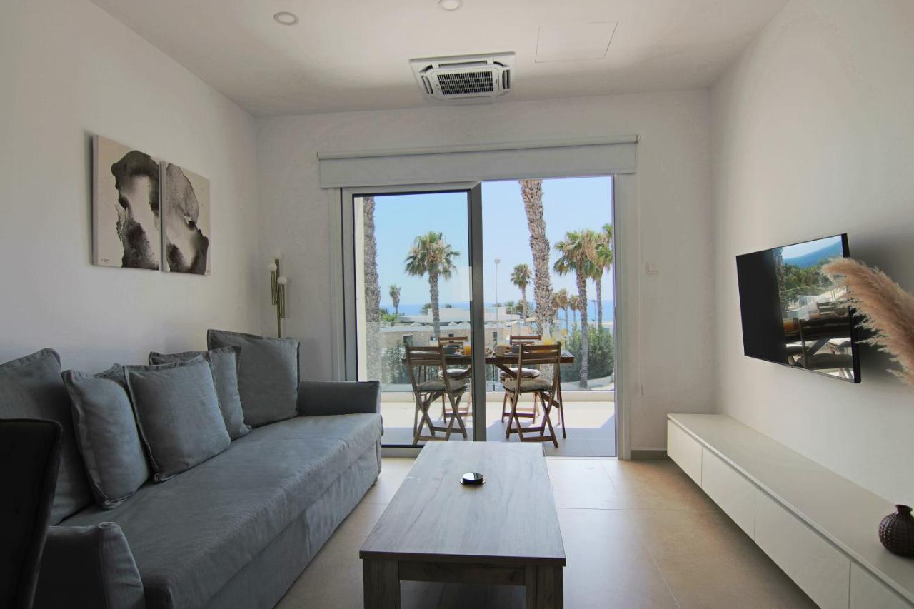 Phaedrus Living: Seaview Luxury Flat Limnaria 151 Apartment Пафос Екстериор снимка