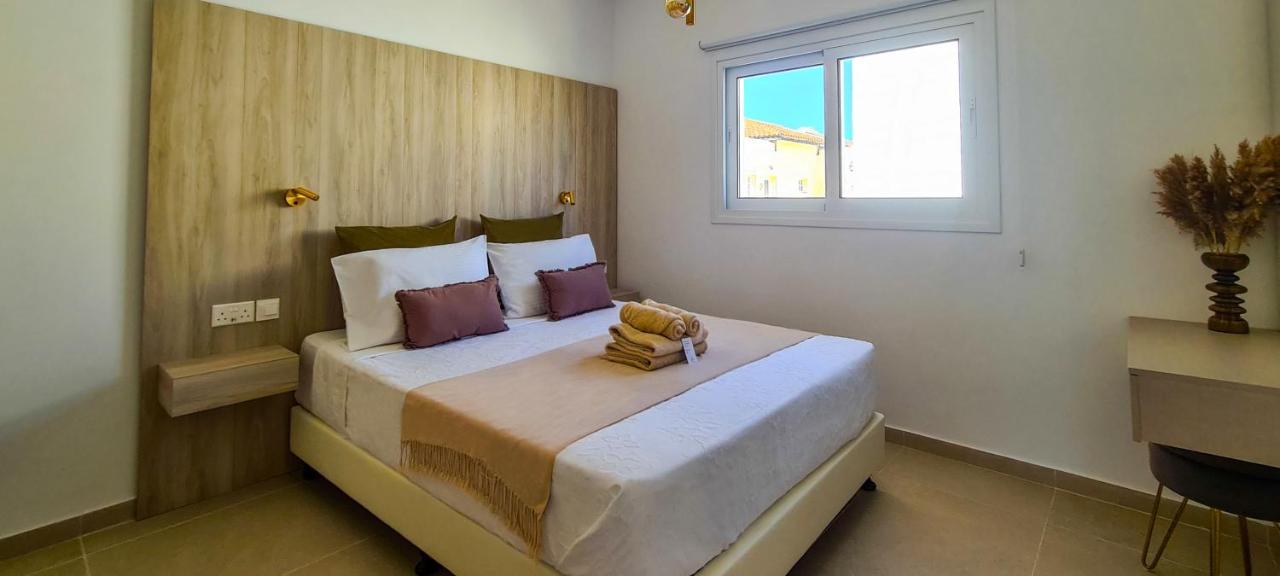 Phaedrus Living: Seaview Luxury Flat Limnaria 151 Apartment Пафос Екстериор снимка