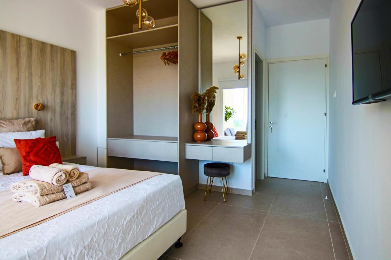 Phaedrus Living: Seaview Luxury Flat Limnaria 151 Apartment Пафос Екстериор снимка