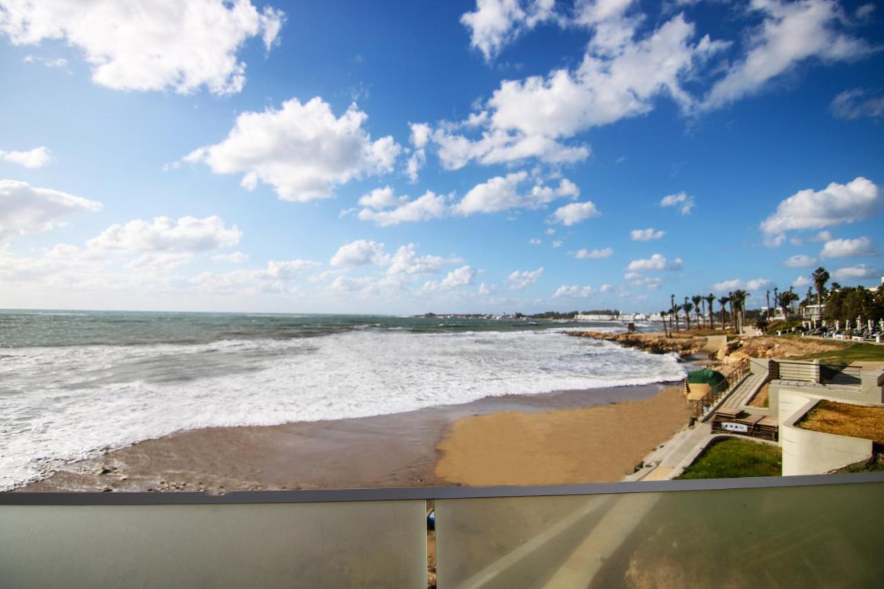 Phaedrus Living: Seaview Luxury Flat Limnaria 151 Apartment Пафос Екстериор снимка